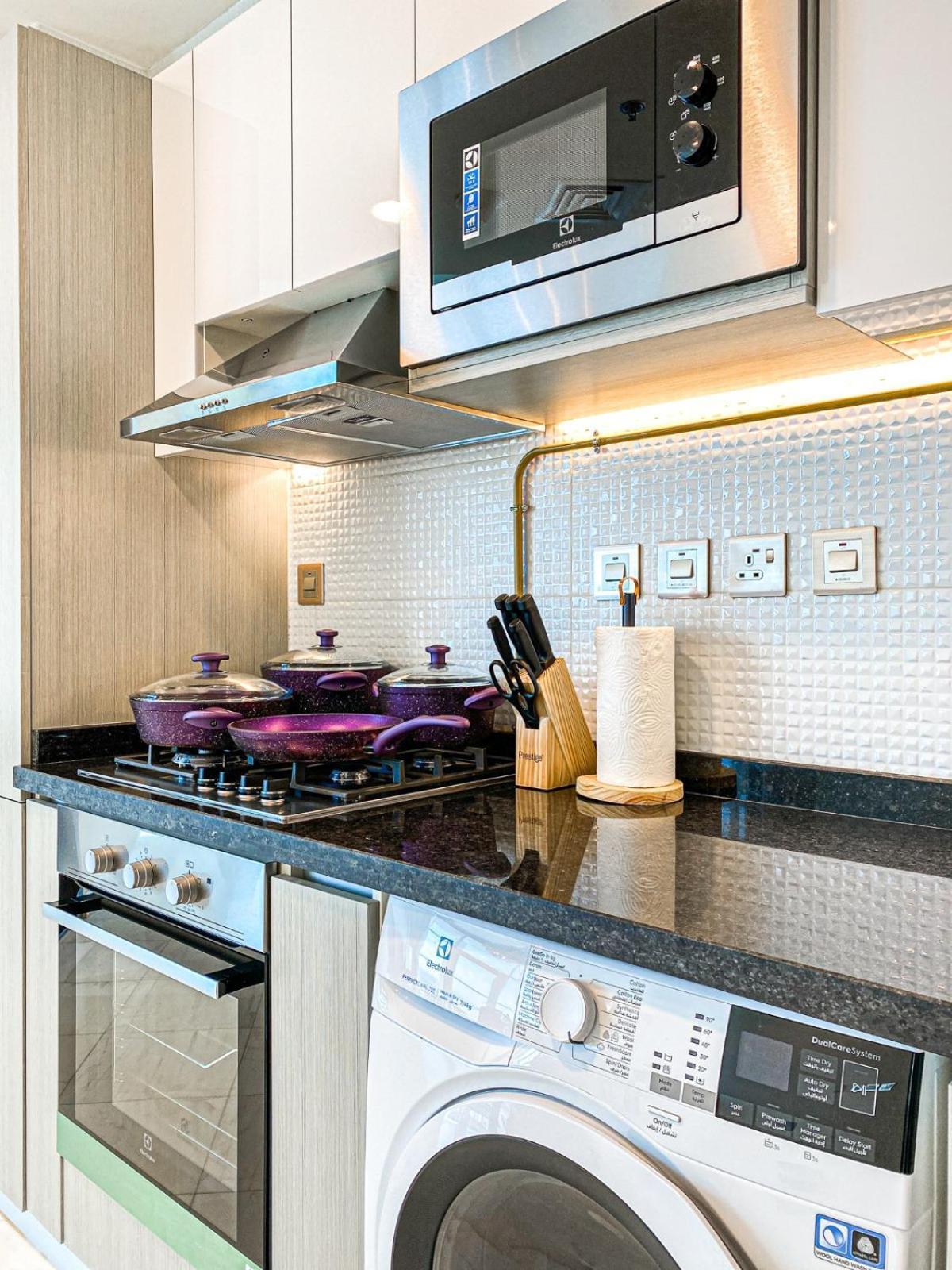 Apartment Chic Urban Escape 1br In Bayz By Danube-18 Dubai